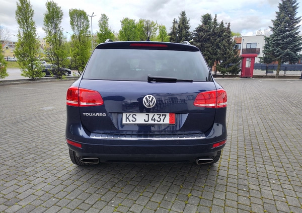 Volkswagen Touareg cena 57900 przebieg: 198632, rok produkcji 2013 z Swarzędz małe 529